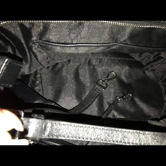Michael Kors Satchel/Crossbody - Picture 3 of 3